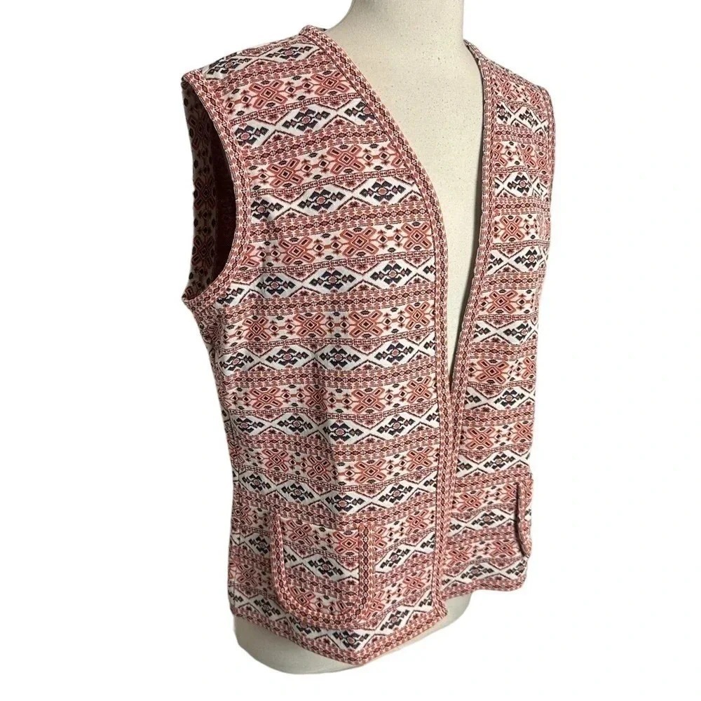Butte Knit Vest Large Red White Geometric Vintage 70s Dacron Open Front Pockets
